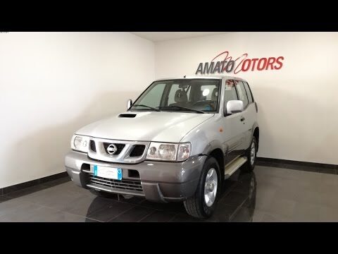 Guida alla scelta della vernice metallizzata per Nissan Navara