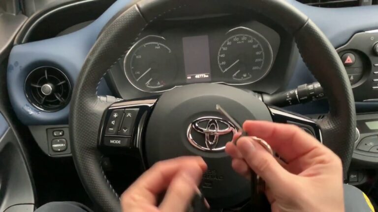 Esperienza Multimediale nella Toyota Avensis